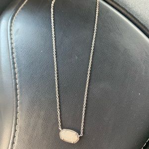 Kendra Scott necklace